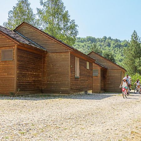 Les Chalets De Booz Saint-Germain-du-Teil Exterior photo